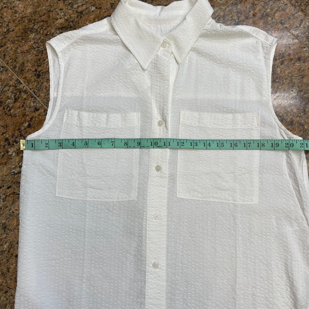 Banana Republic White Sleeveless Button Up Shirt Top Textured Fabric Size S NWT - Picture 7 of 10